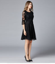 Load image into Gallery viewer, Round neck slim lace dress