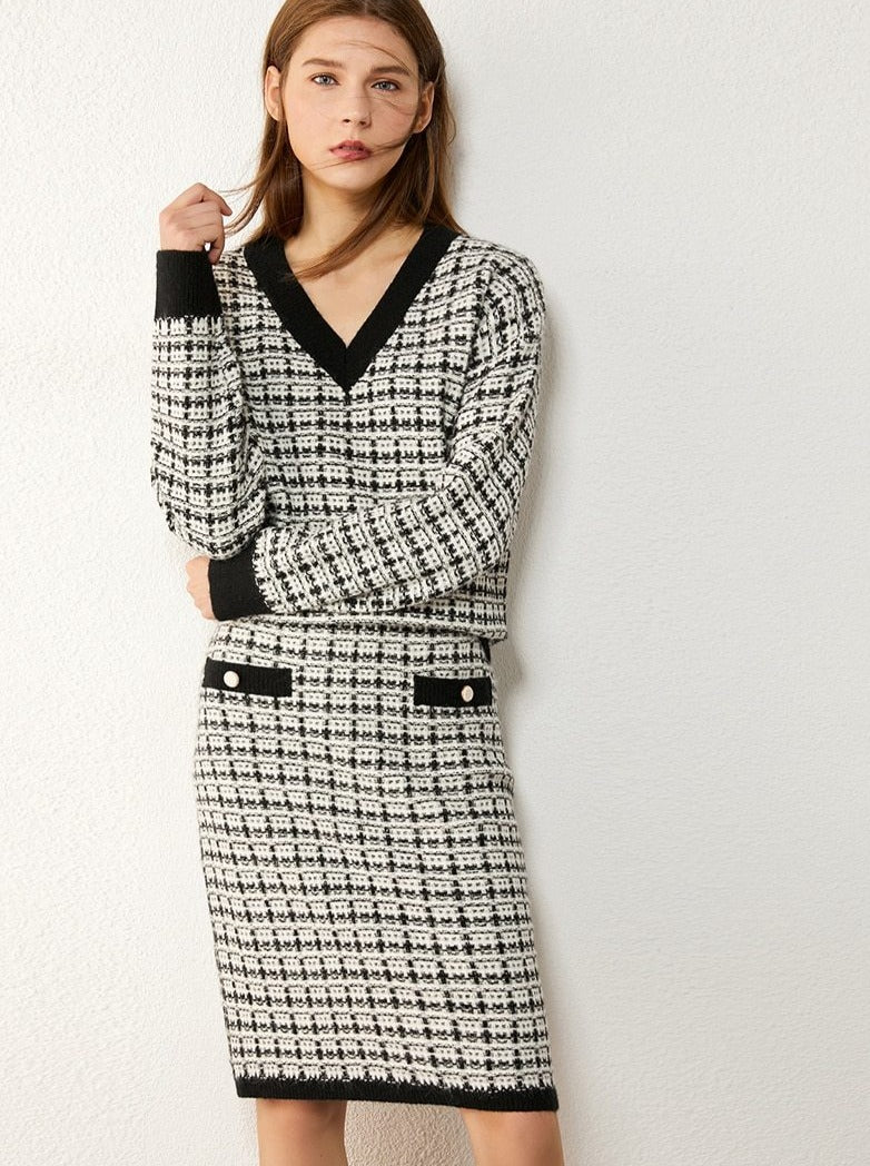 Vneck Plaid Knitted Sweater & High Waist Aline Skirt